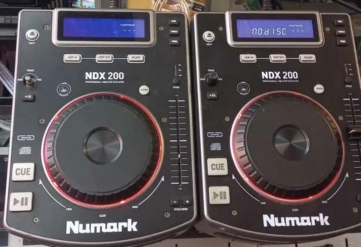 CDJ Numark NDX 200 no estado sem garantia