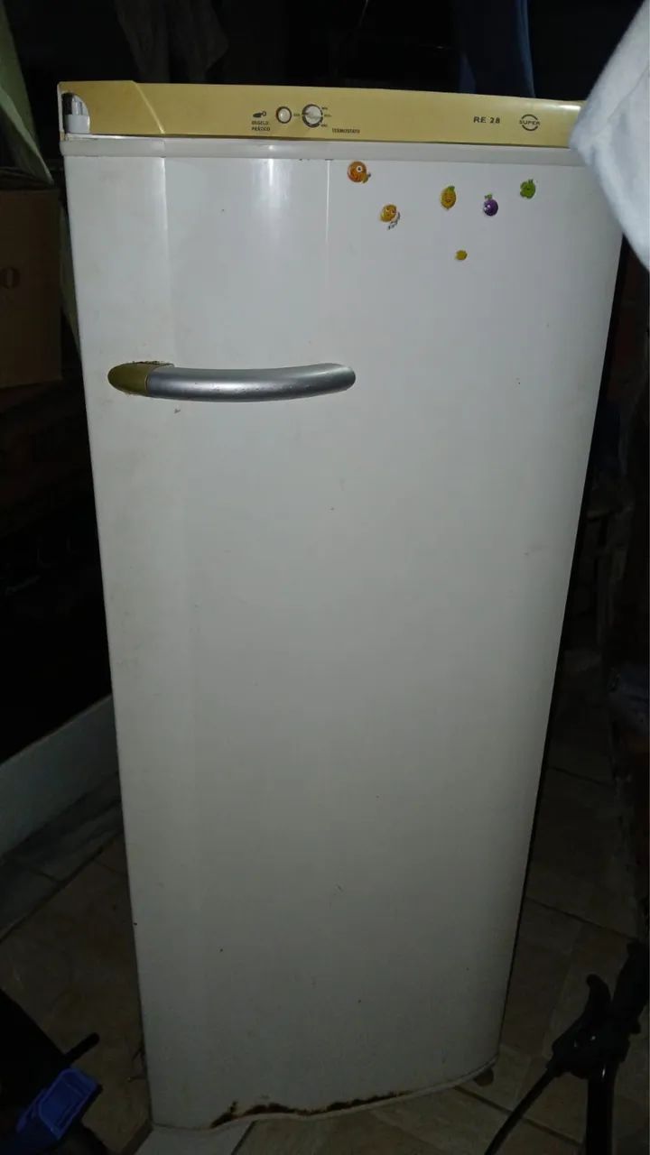 Vendo geladeira  - Foto 2