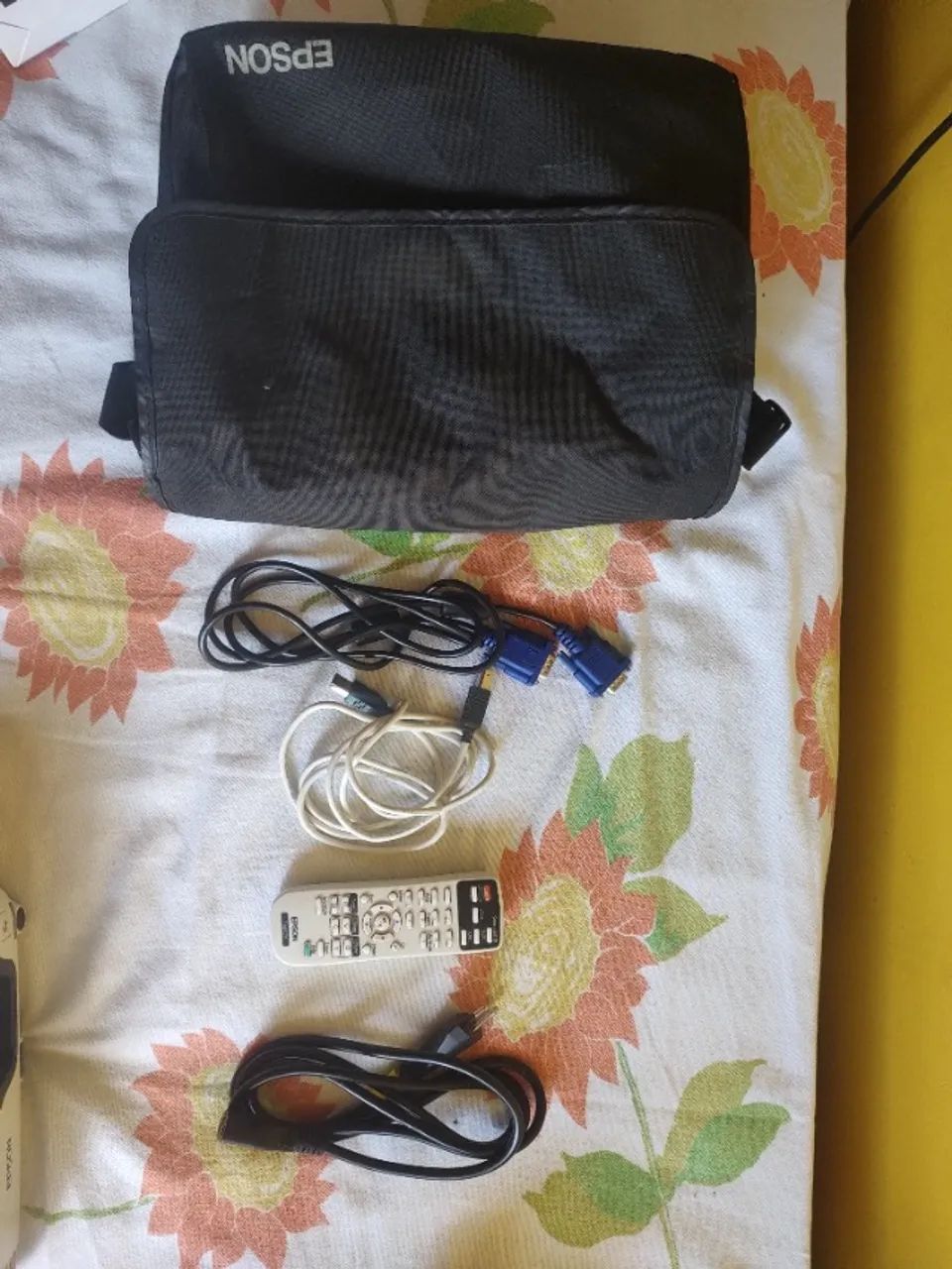 Projetor Epson Powerlite W12+ - Foto 4