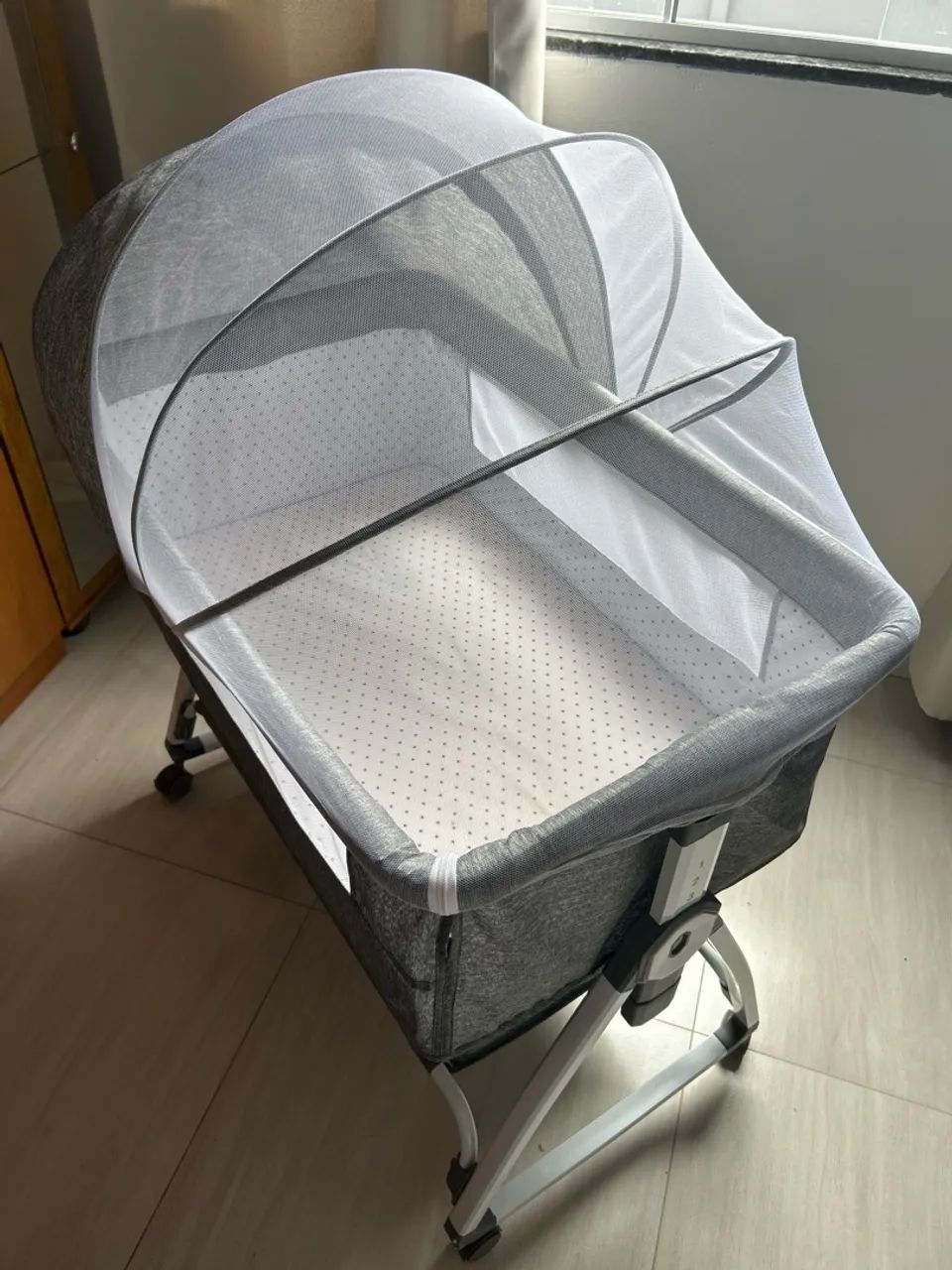 VENDO BERÇO CO-BED CINZA  - Foto 2