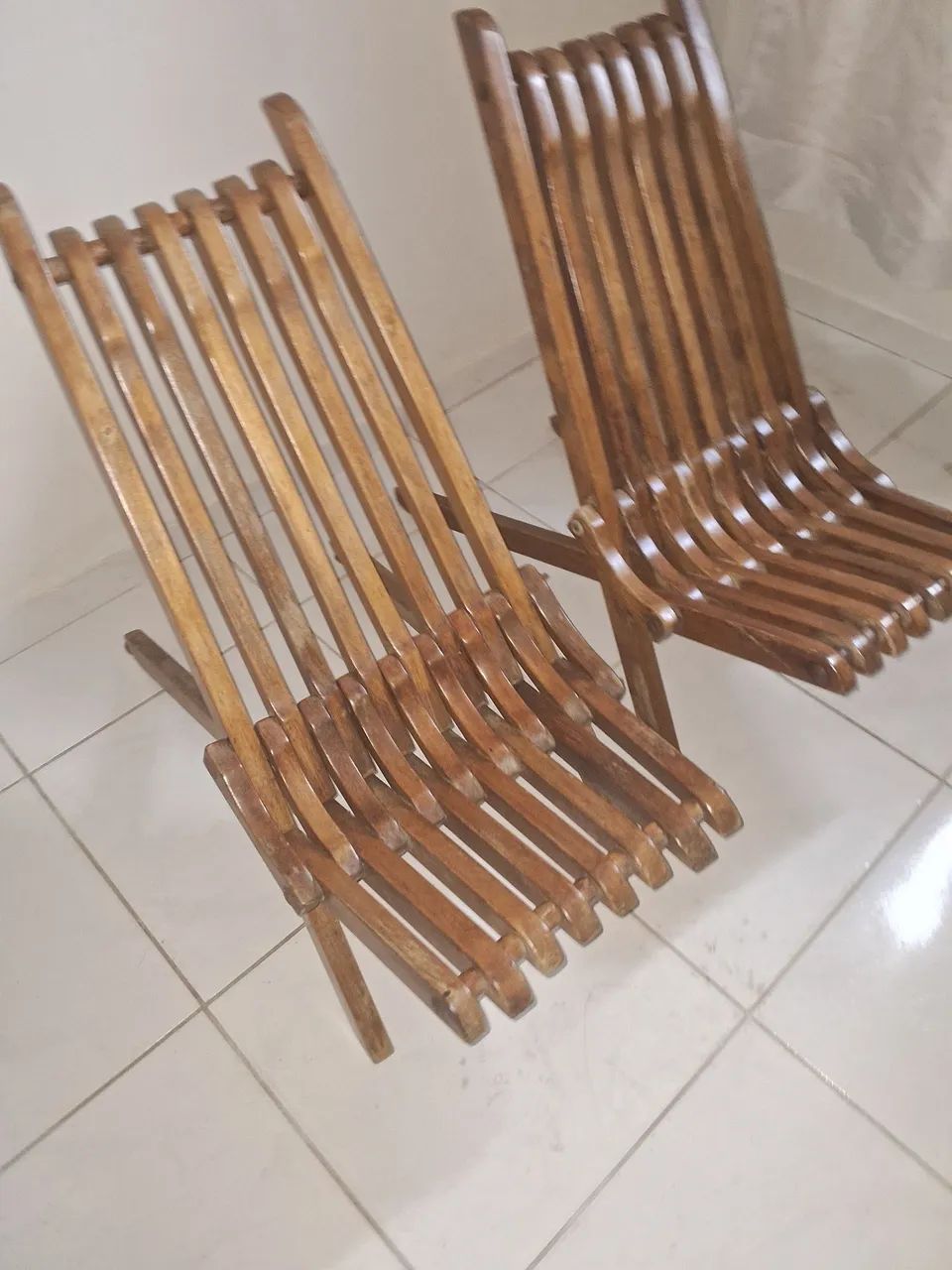 Cadeiras  de madeira 