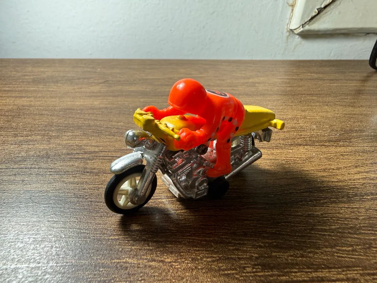 Moto antiga anos 80 - Foto 2