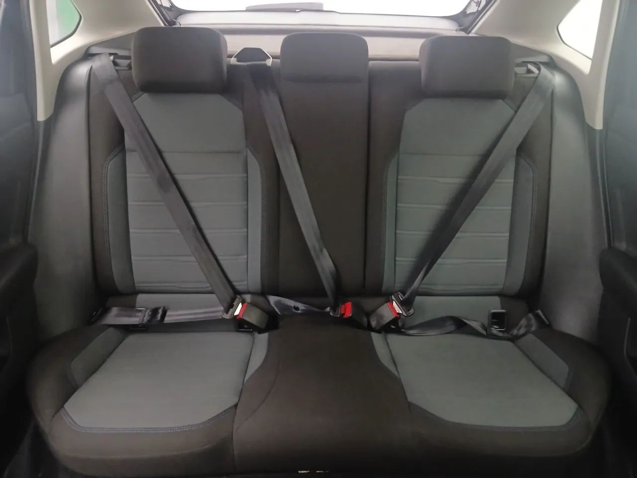 Volkswagen Nivus Comfortline 1.0 200 TSI Flex Aut., foto 18 de 18
