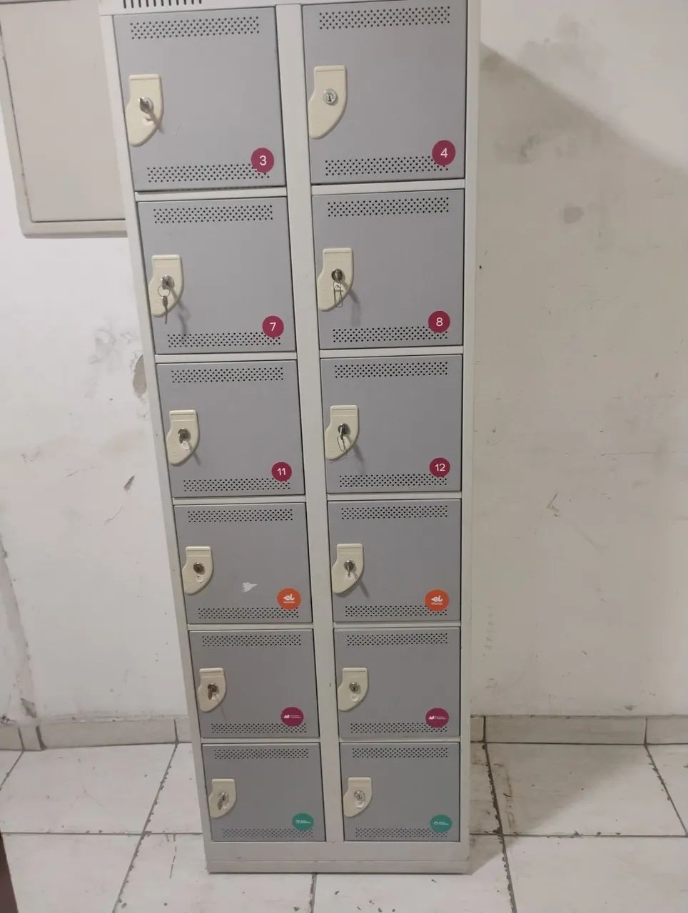 Armarinho de Aço com 12 portas e Chaves  - Foto 4