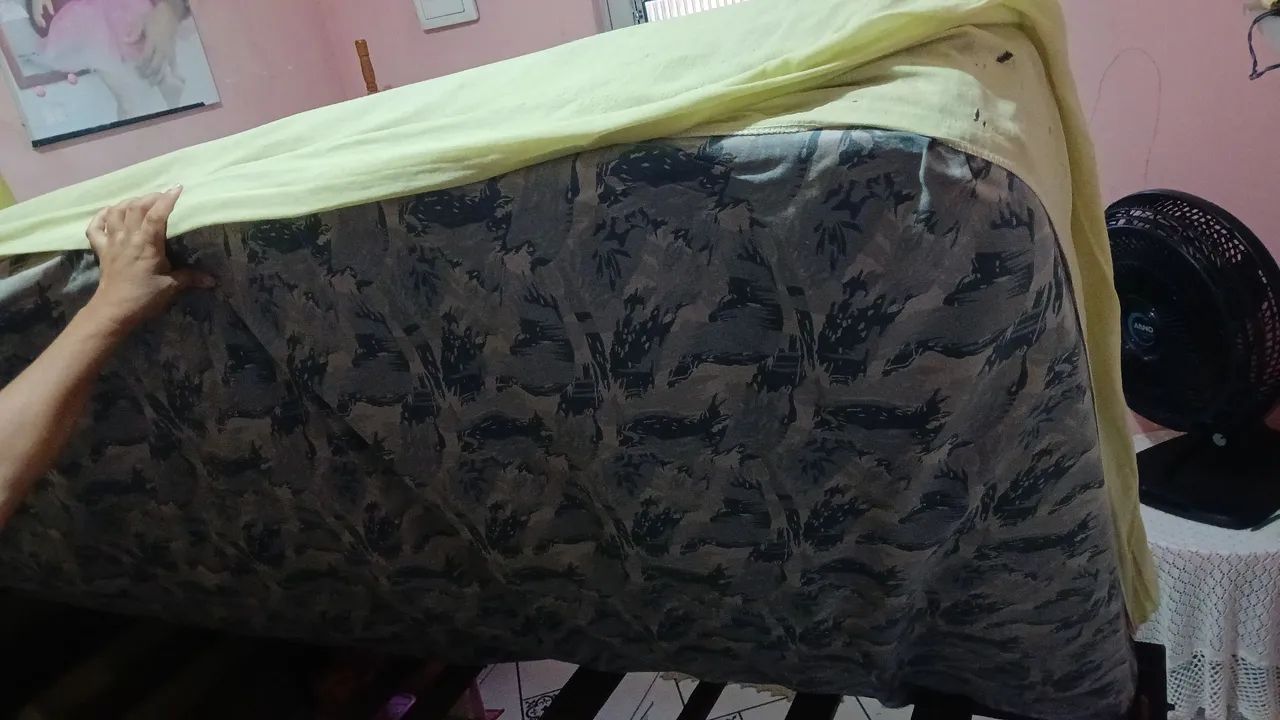 Cama de casal  / colchão  . - Foto 2