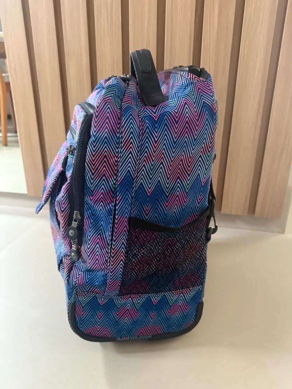 Mochila Kipling com rodinhas  - Foto 2