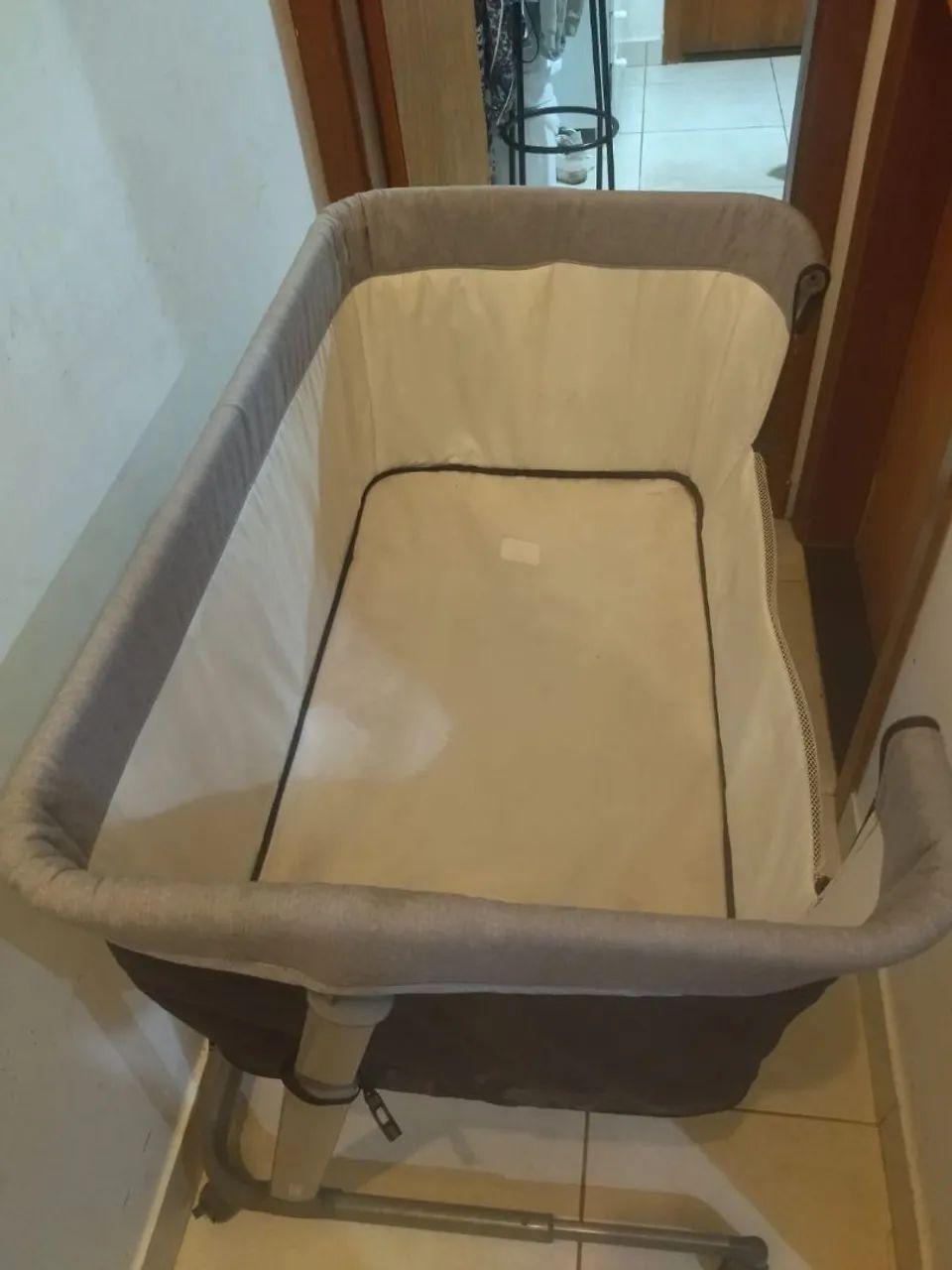 Berço portatil Cosco Pluggy - Foto 2