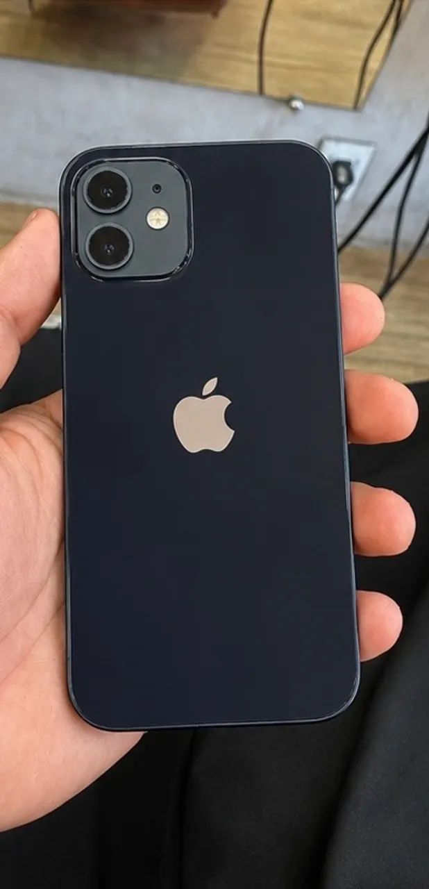 VENDO IPHONE 12 - Foto 2