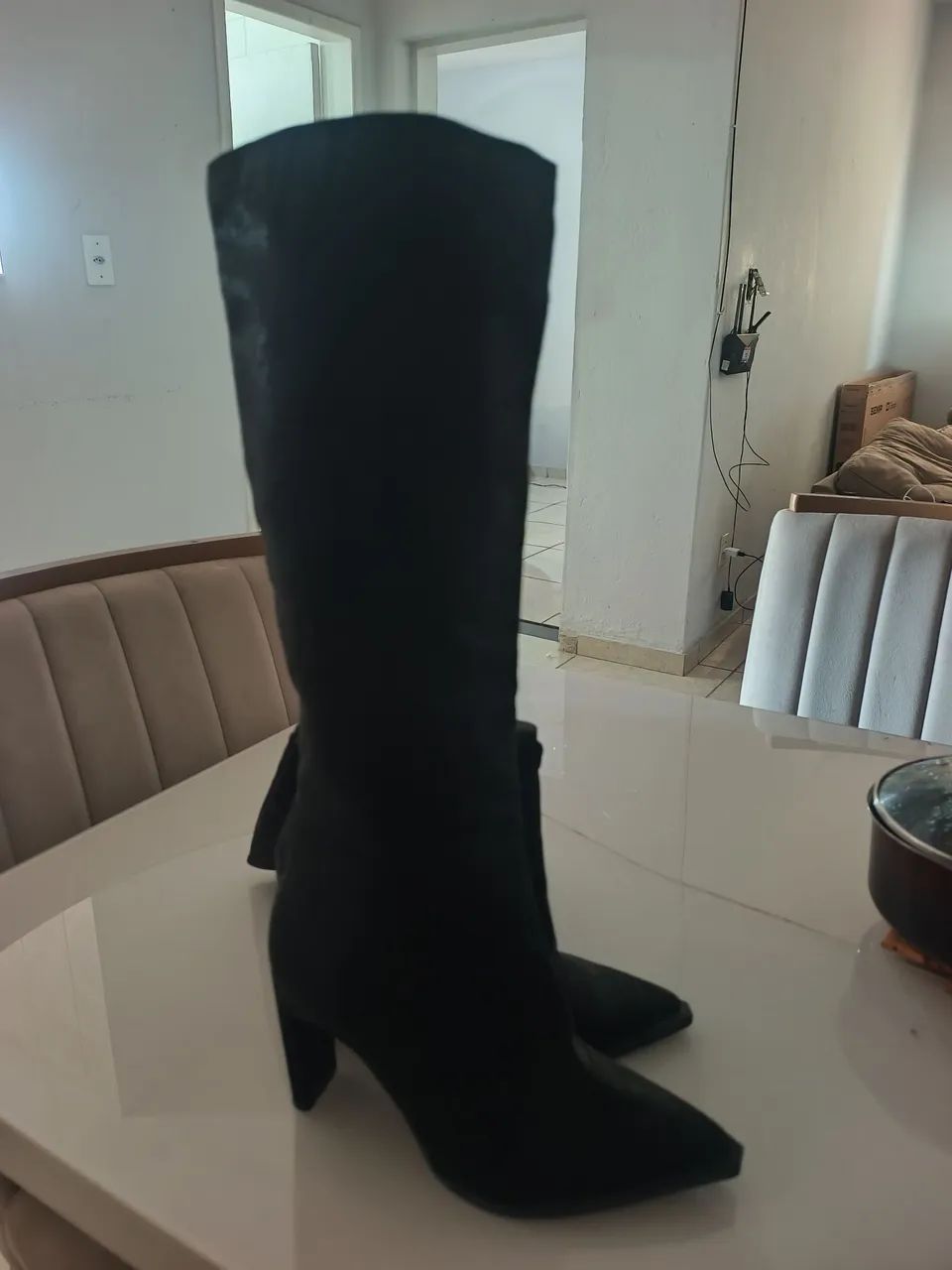 Vendo botas e sandália - Foto 2