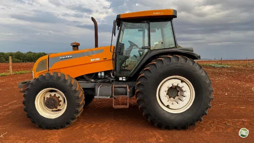 trator valtra 180 - Foto 3