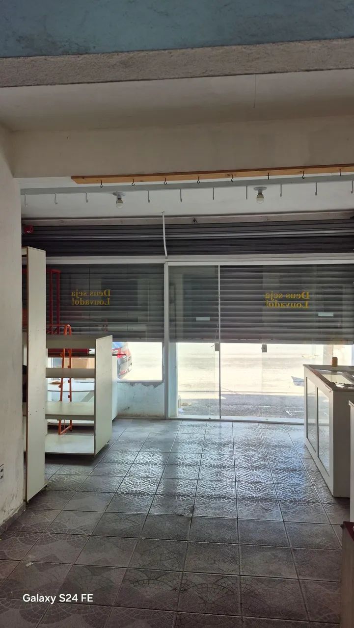 Ponto comercial e casa - Foto 2