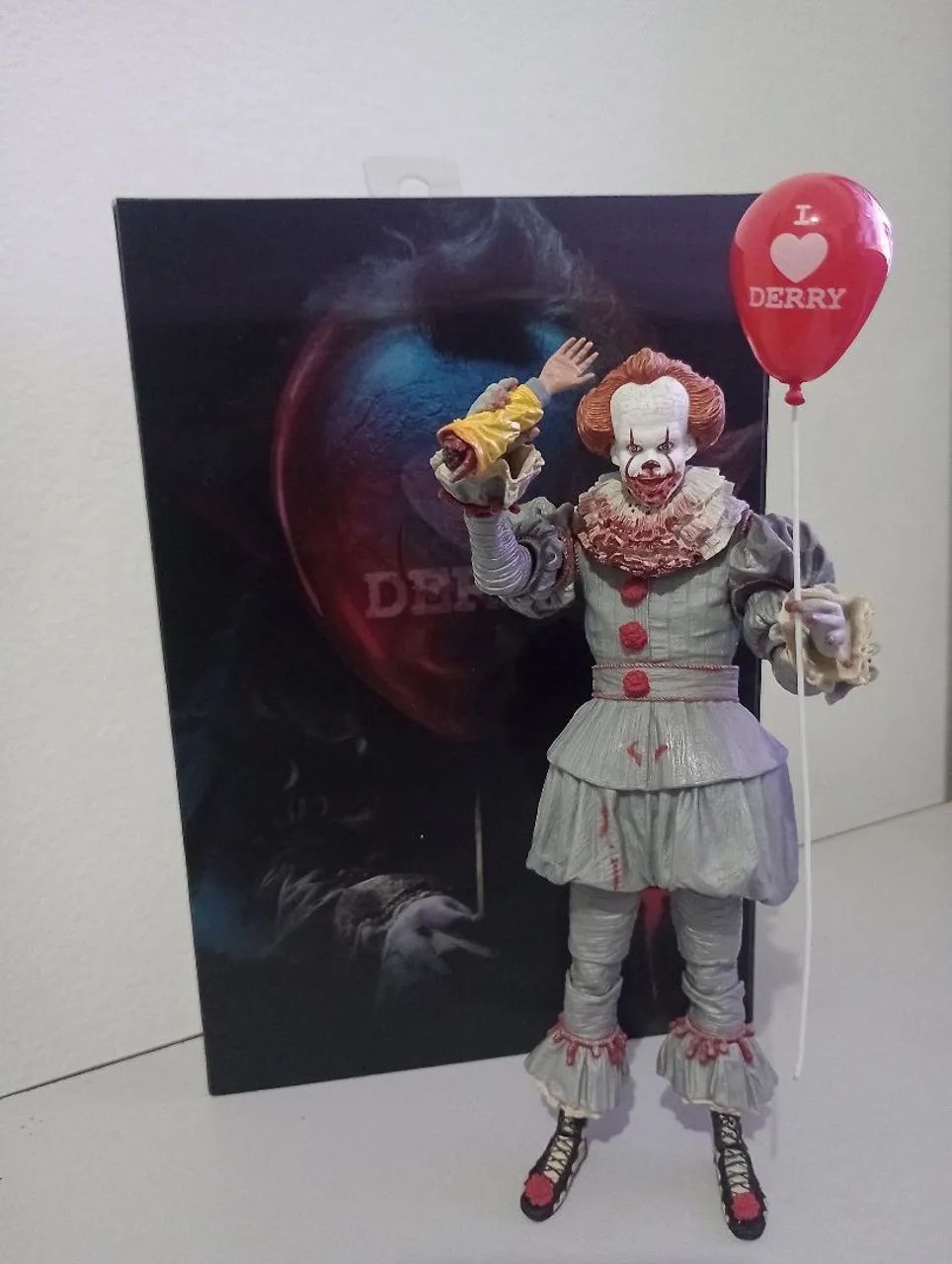 Pennywise IT Neca Ultimate original 