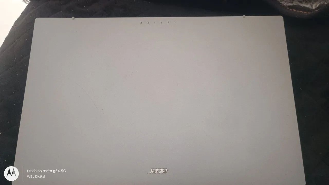 Vende-se notebook Acer aspire Go 