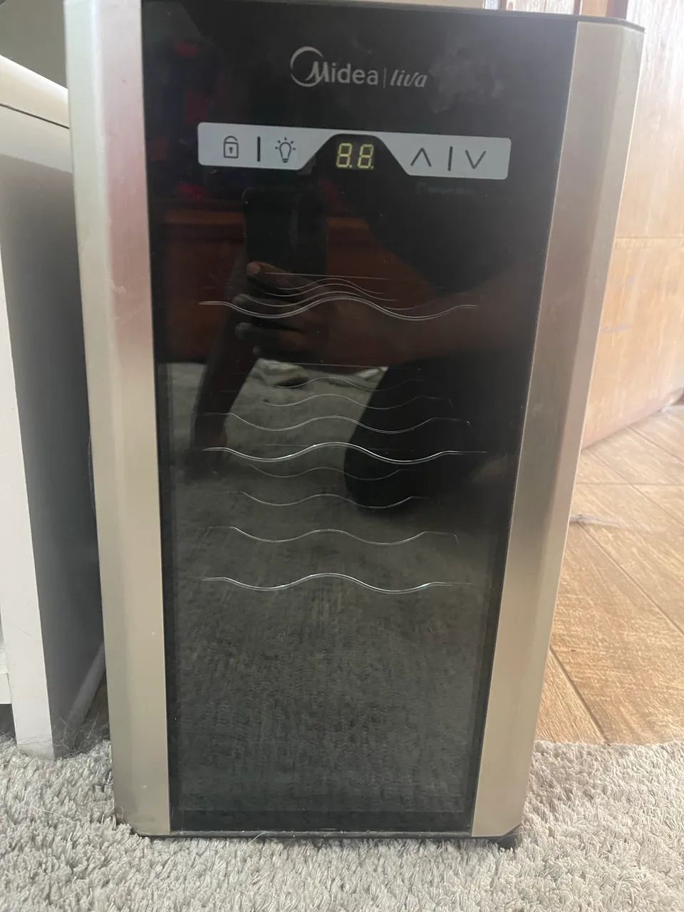 Adega de vinho Midea 8 garras   - Foto 4