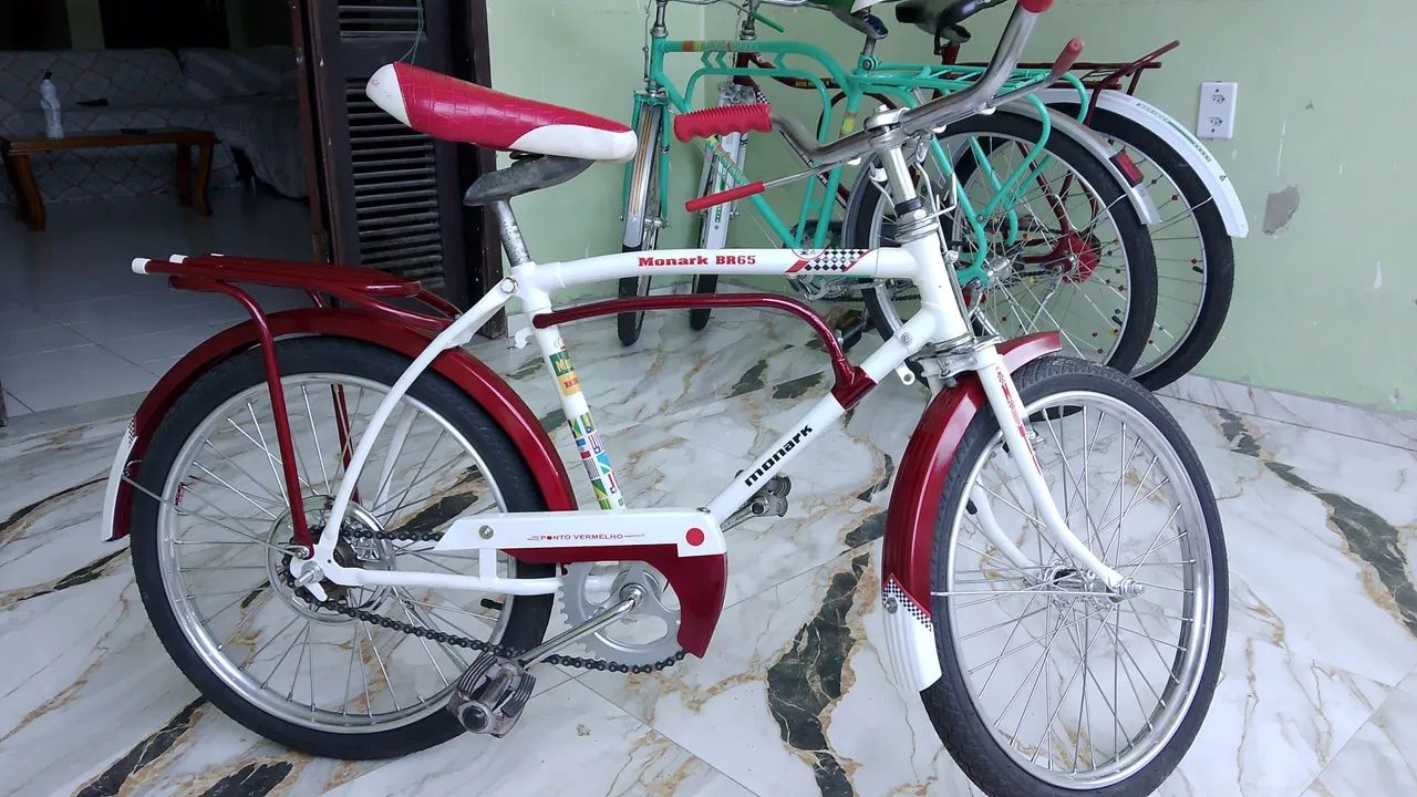 Bicicleta monark antiga relíquia aro 20  - Foto 4