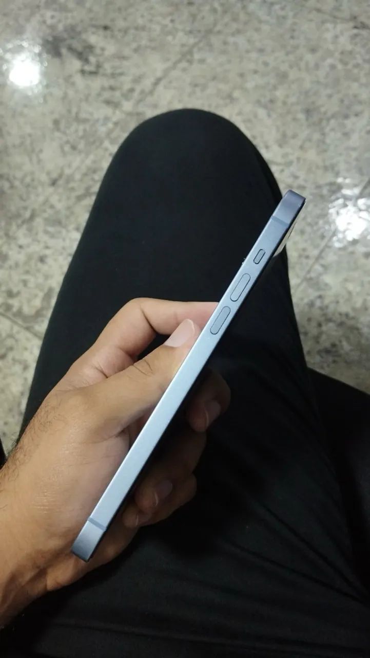 iPhone 14 Plus 256g azul - Foto 3
