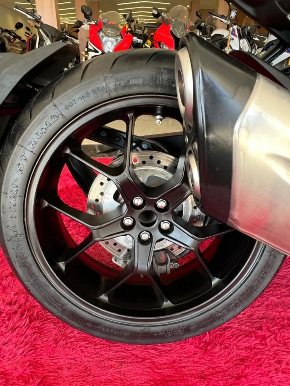 HONDA CB 1000R - Foto 4