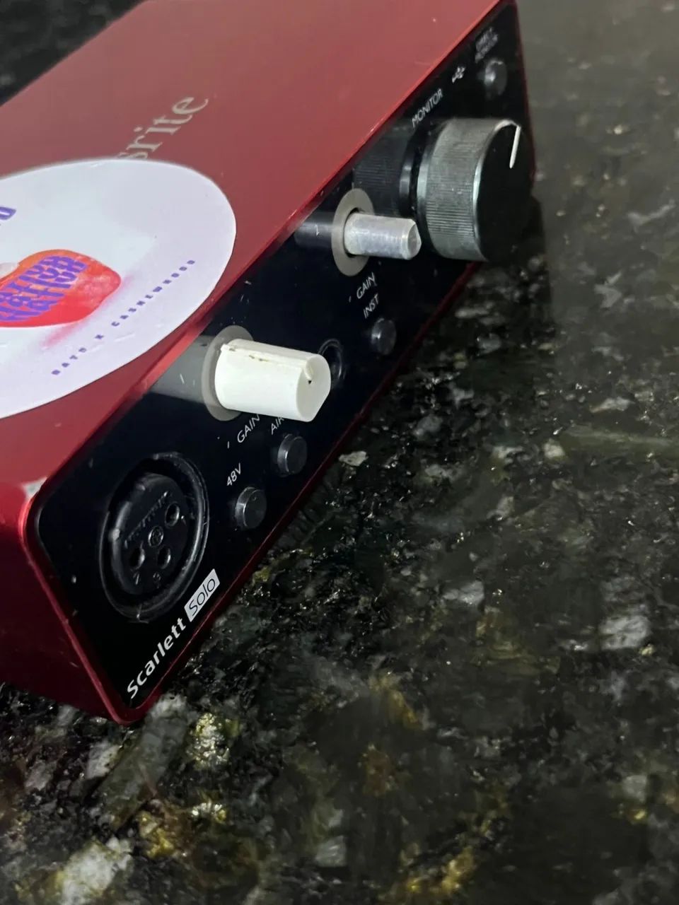 Focusrite interface442876208077219841
