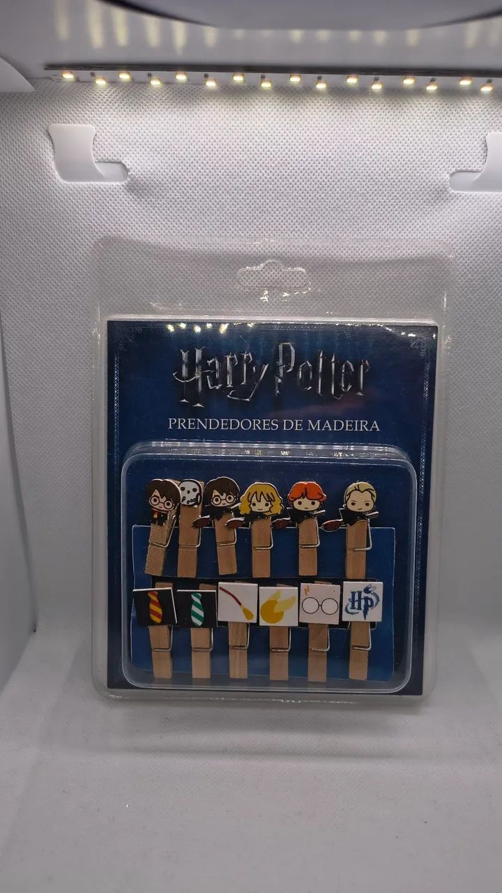 Conjunto Harry Potter: colecionável e prendedores  - Foto 3
