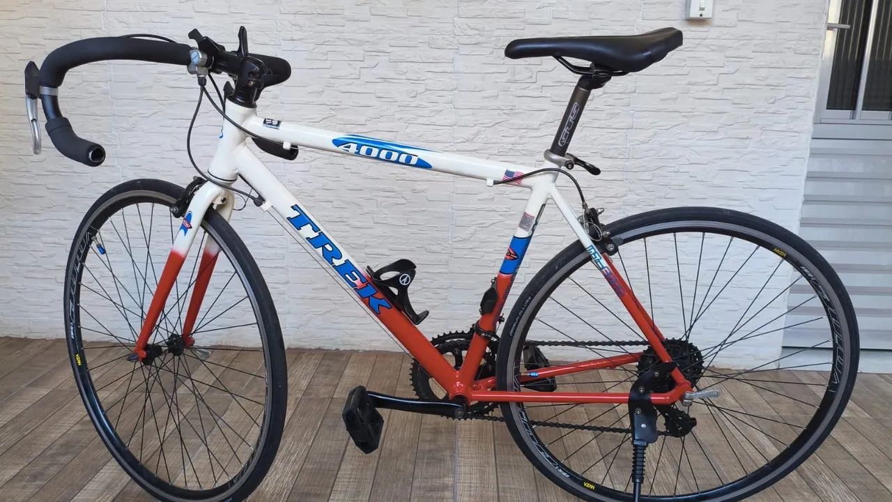 Bicicleta speed nova de alumínio 2200