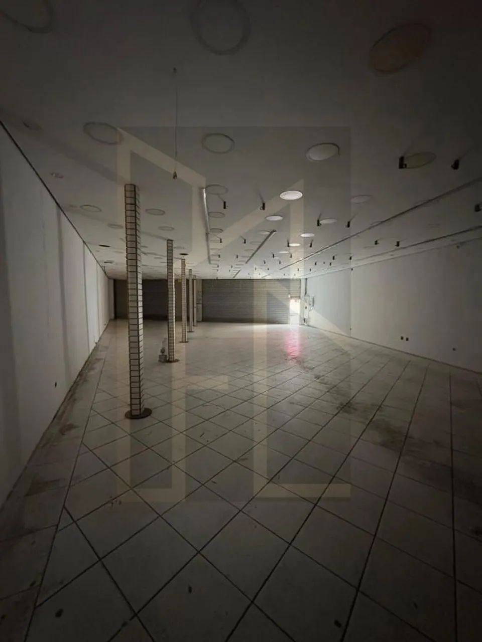 Salão Comercial para Locação em Poá, Centro, 4 banheiros - Foto 4