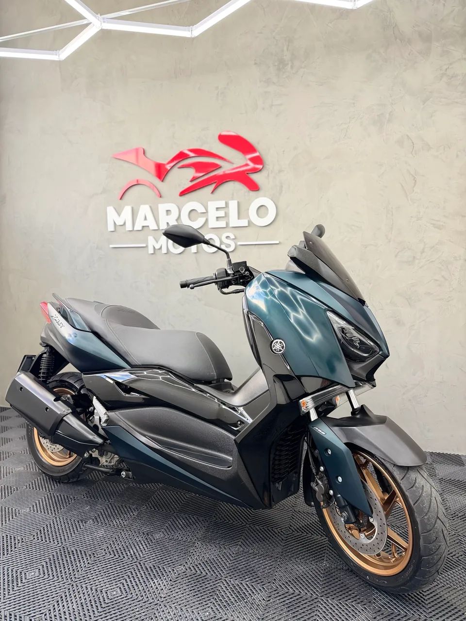 YAMAHA XMAX 250 ABS
