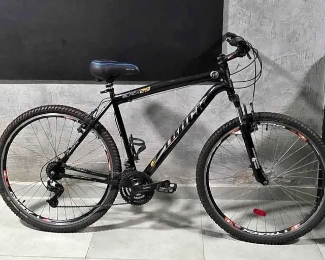 Bicicleta aro 29 aceito troca