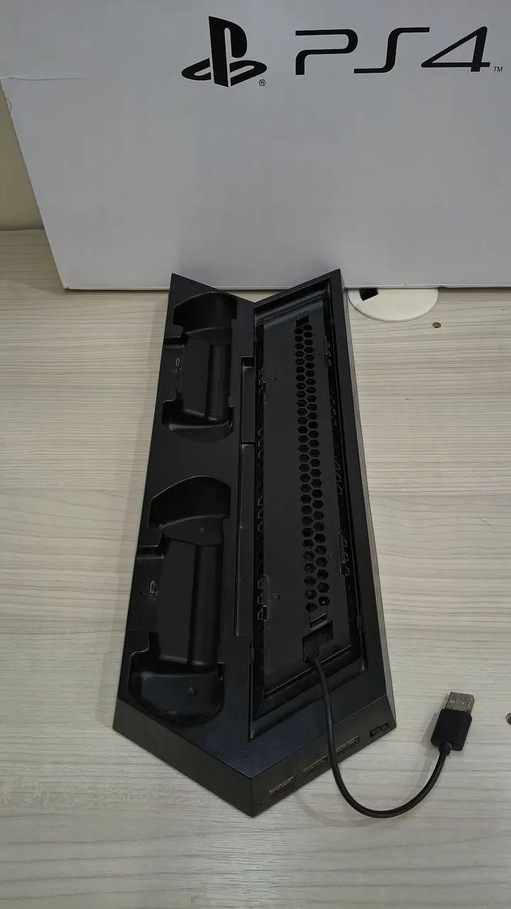 PS4 slim 1TB com base com cooler e carregador  - Foto 4