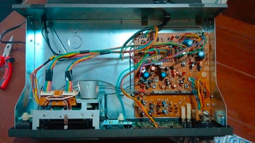 RECEIVER E TAPE SPECT 76.   GRADIENTE  - Foto 4