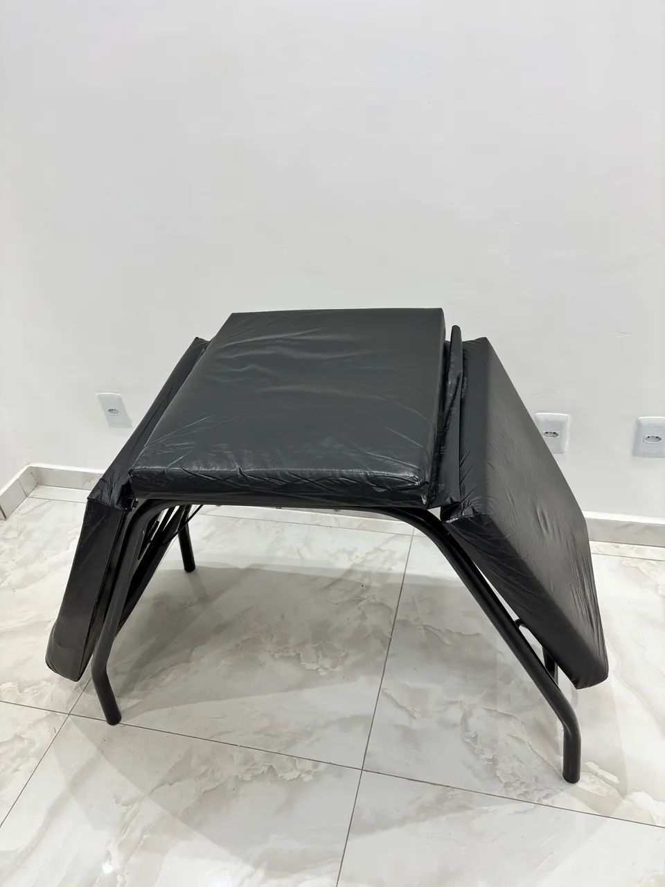 Vende-se maca três posições  - Foto 2