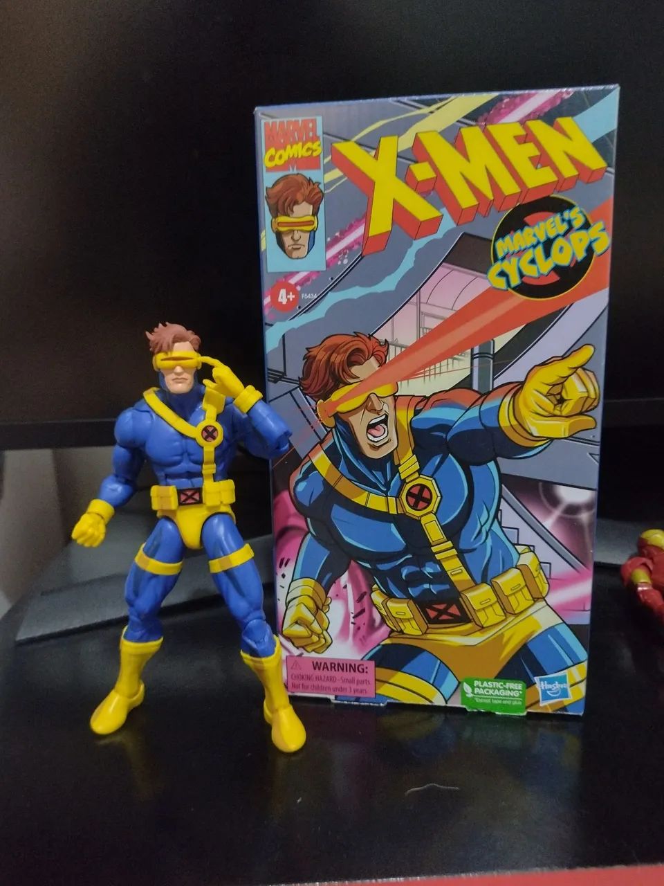 Cyclops VHS Marvel Legends