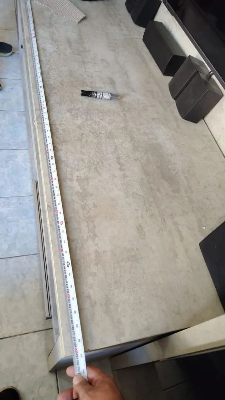 Mesa de jantar MDF em ótimo estado. - Foto 5