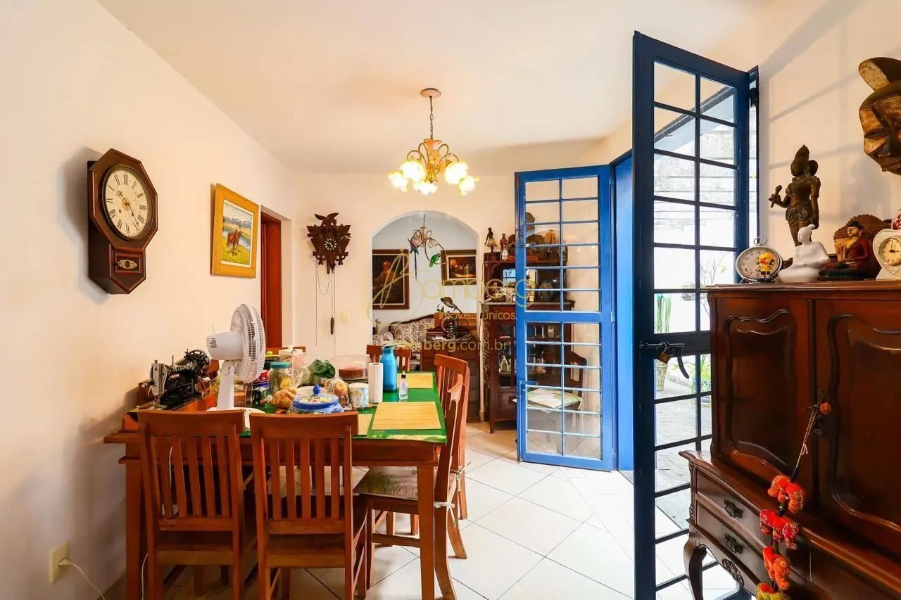 CASA COM 3 DORMITÓRIOS, EDÍCULA E 6 VAGAS NO JARDIM LEONOR - Foto 5