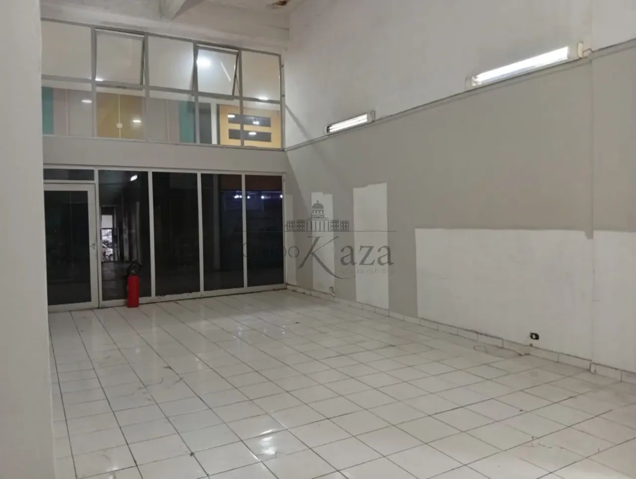 Loja comercial - Edifício Market Center - Jardim São Dimas - 49,62m². - Foto 3