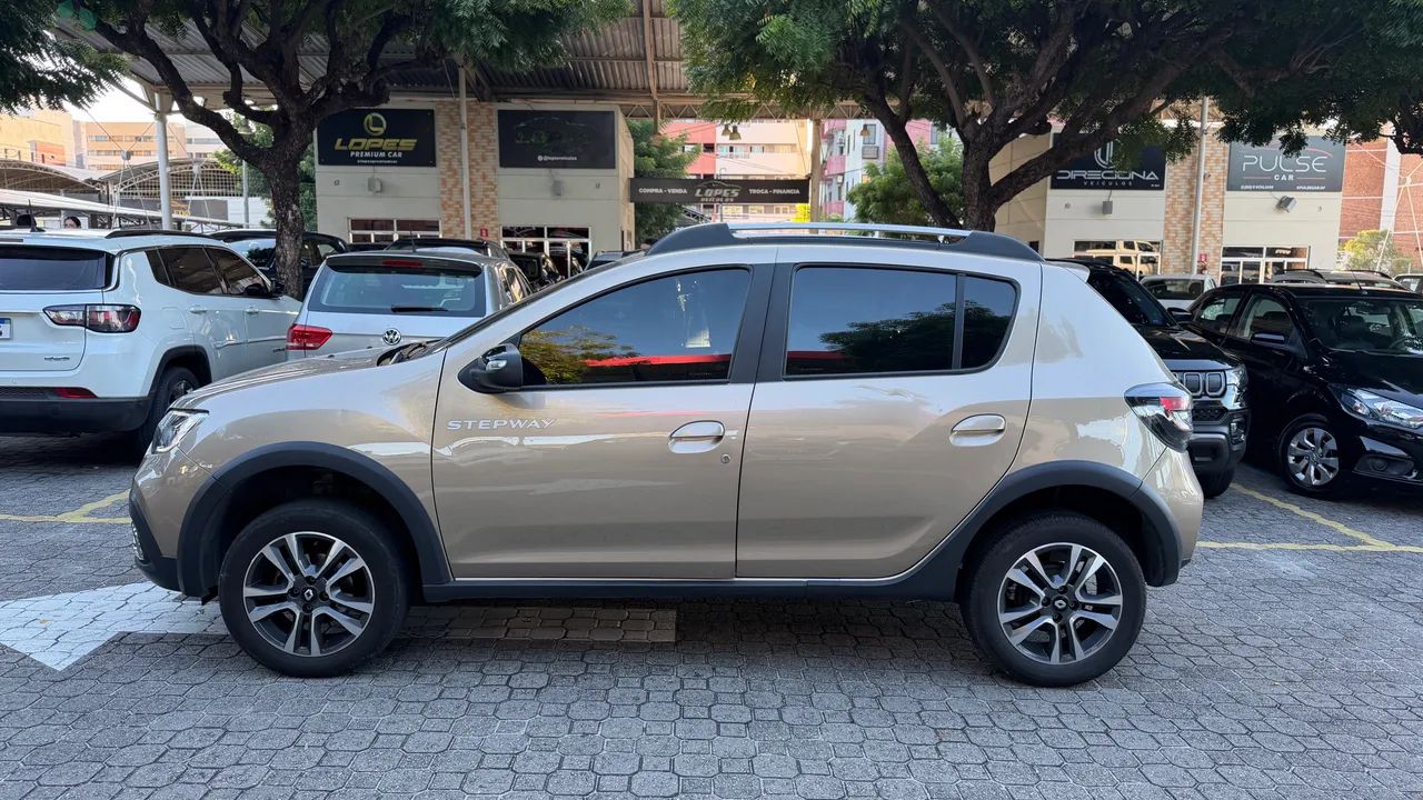 Renault Stepway Iconic Flex 1.6 16V Aut. 2024 - Foto 4