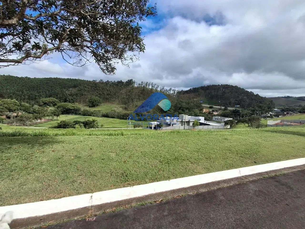 Terreno á venda em Paraibuna - Foto 3