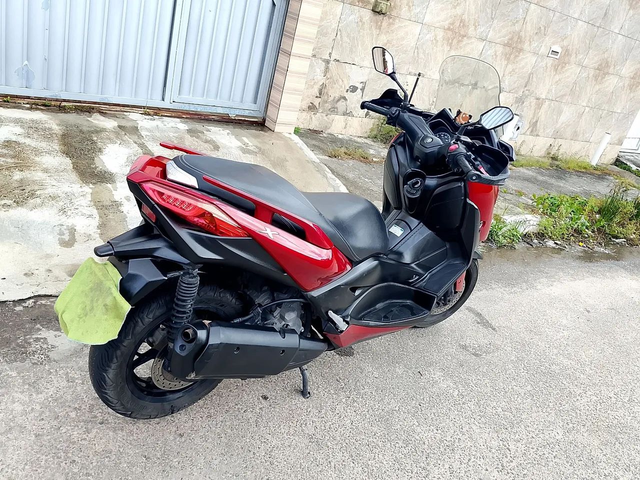 X Max 2021 - Foto 3