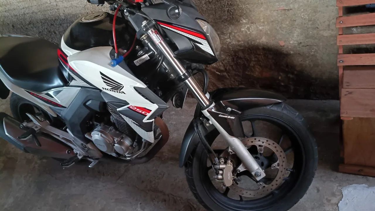 TWISTER  250 15,000 - Foto 5