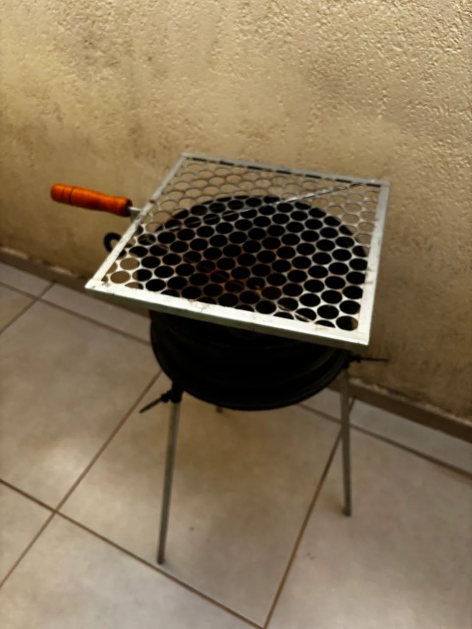Churrasqueira de Roda de Ferro - Foto 2