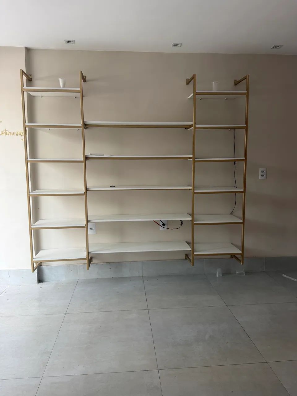 Prateleiras/ estante  - Foto 2