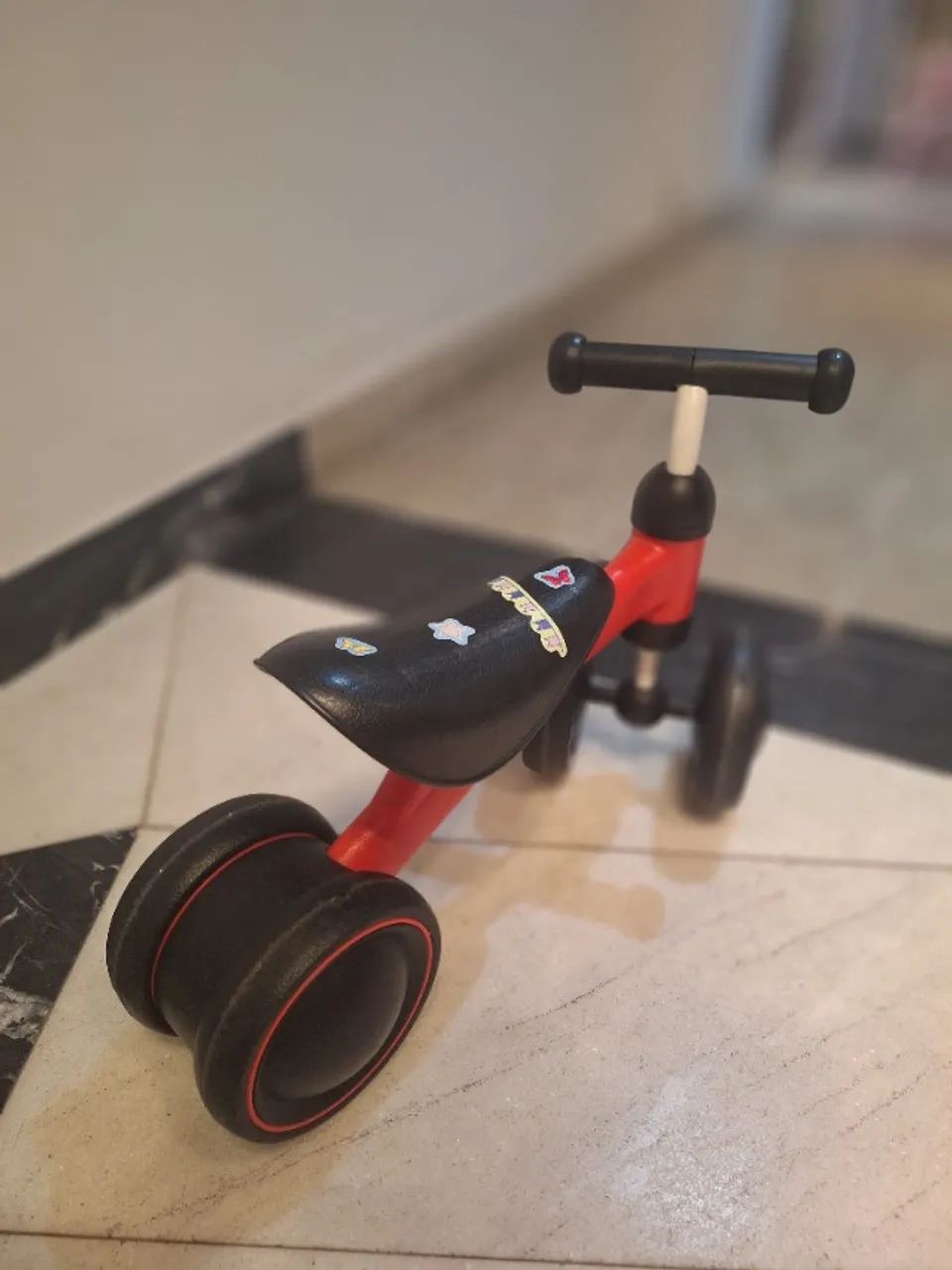 Bicicleta de equilíbrio Buba seminova