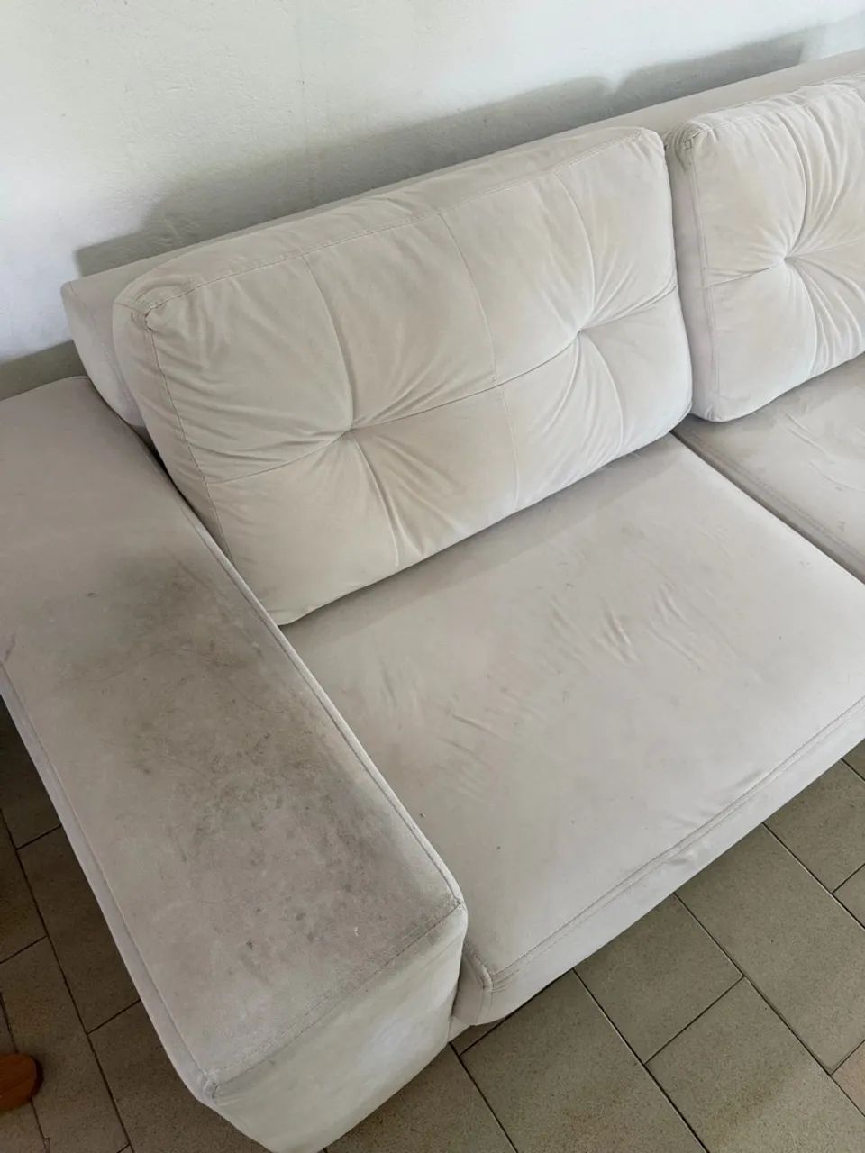 Sofá bom só precisa de uma limpeza  - Foto 3