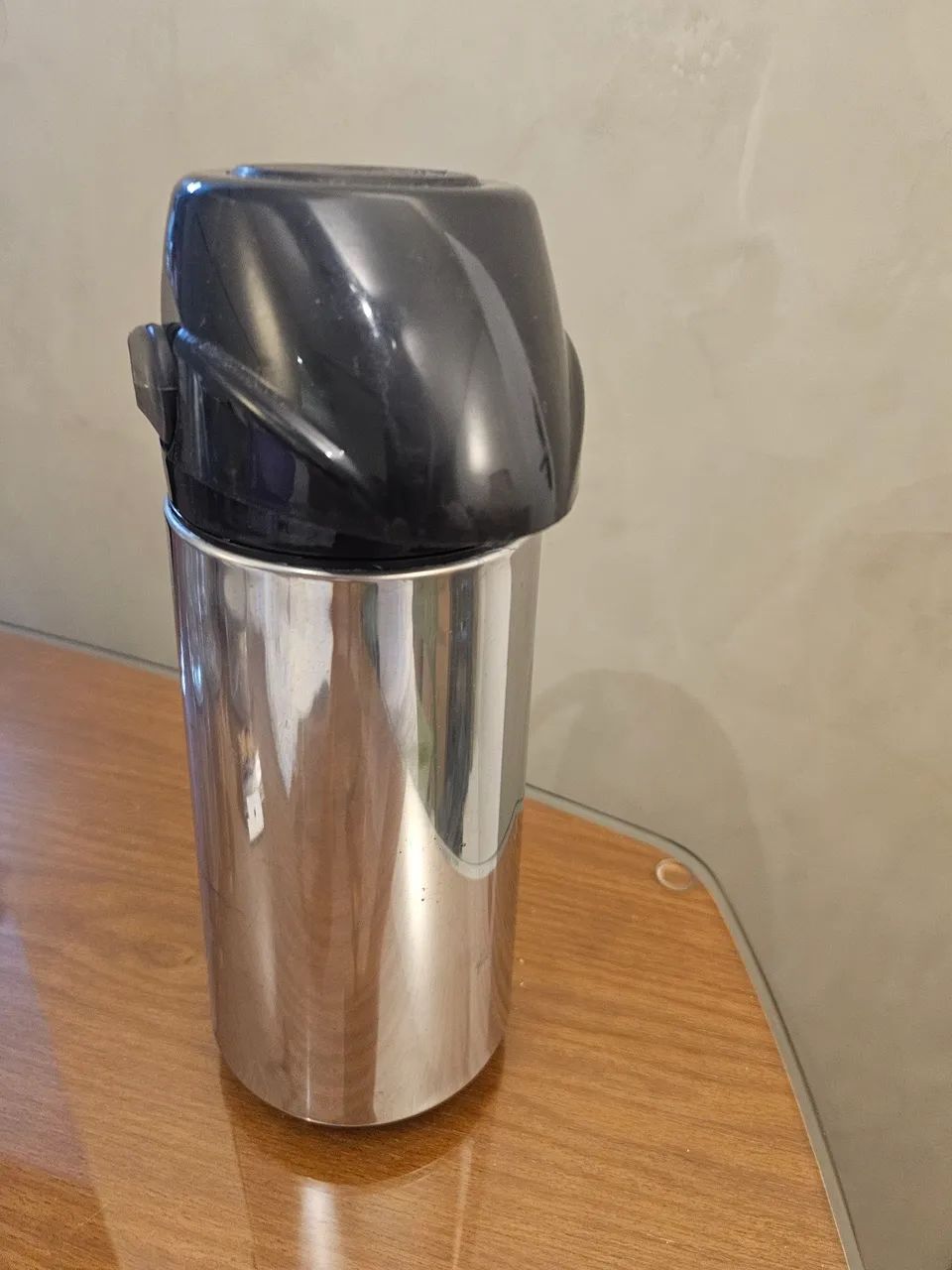  Garrafa Térmica de Pressão de 1 Litro Termolar