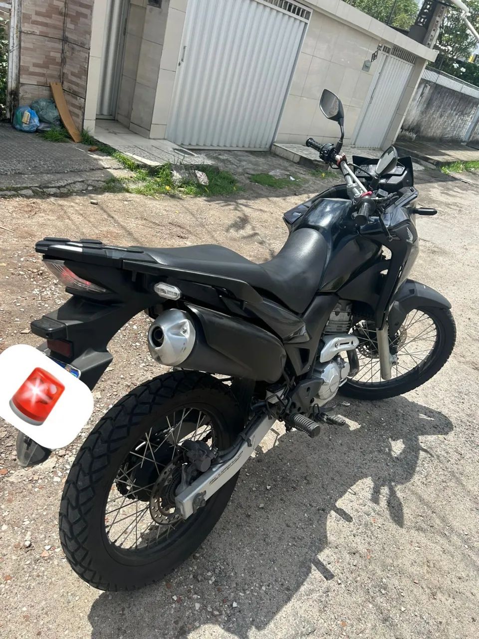 Xre 300 2022
