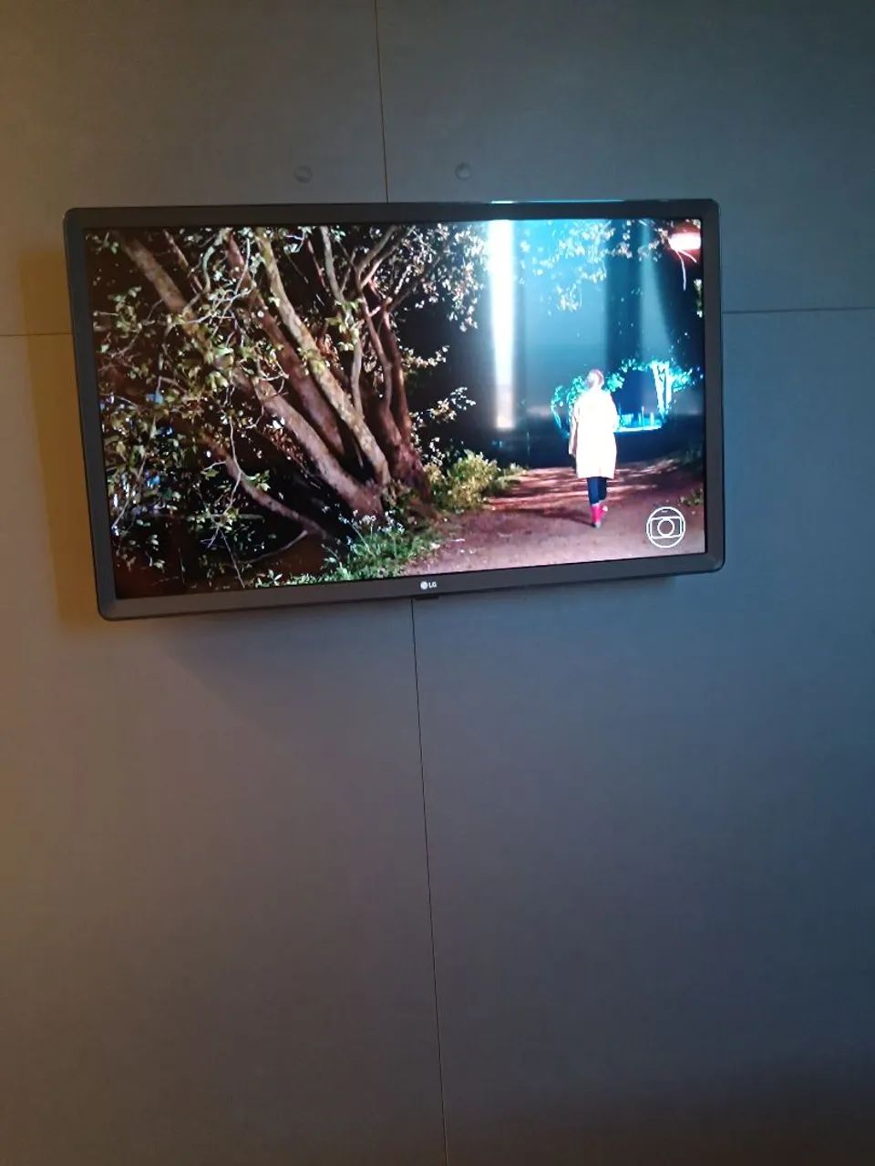 TV LG Smart 32 polegadas funcionando perfeitamente  - Foto 4