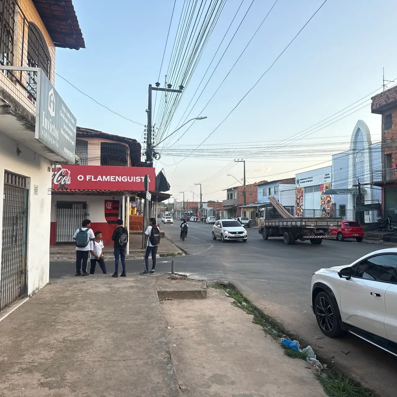 Casa com ponto comercial na avenida principal  - Foto 4