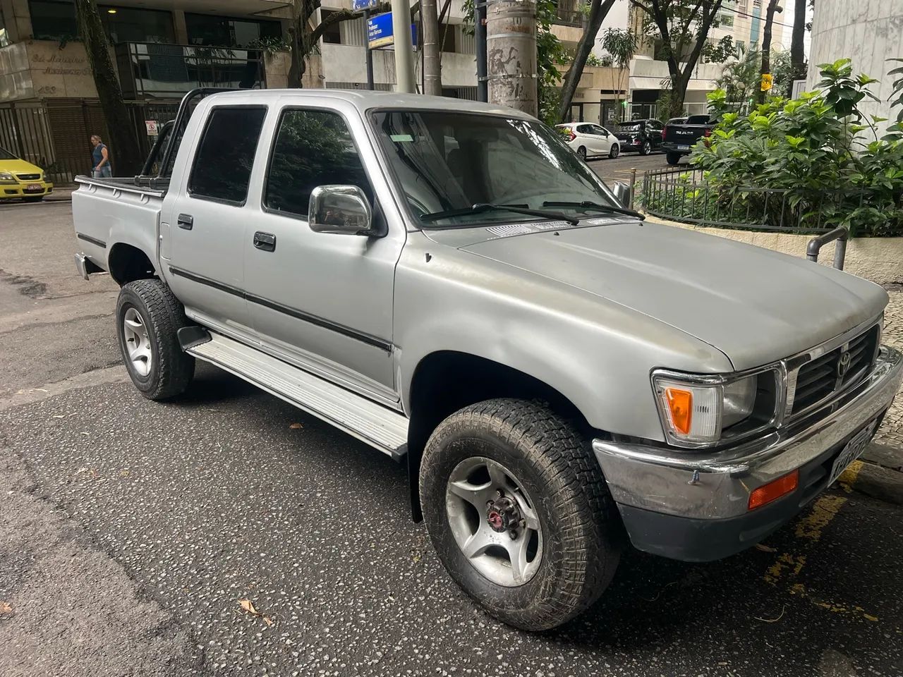 Toyota Hilux CD SR5 4X4 2.8 1997