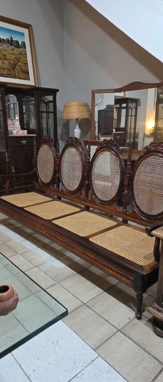 Móveis antigos, sofa antigo medalhão jacaranda e palhinha  - Foto 5