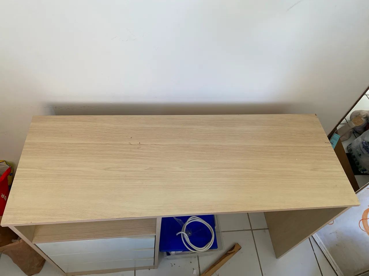 Escrivaninha com gaveteiro  - Foto 2