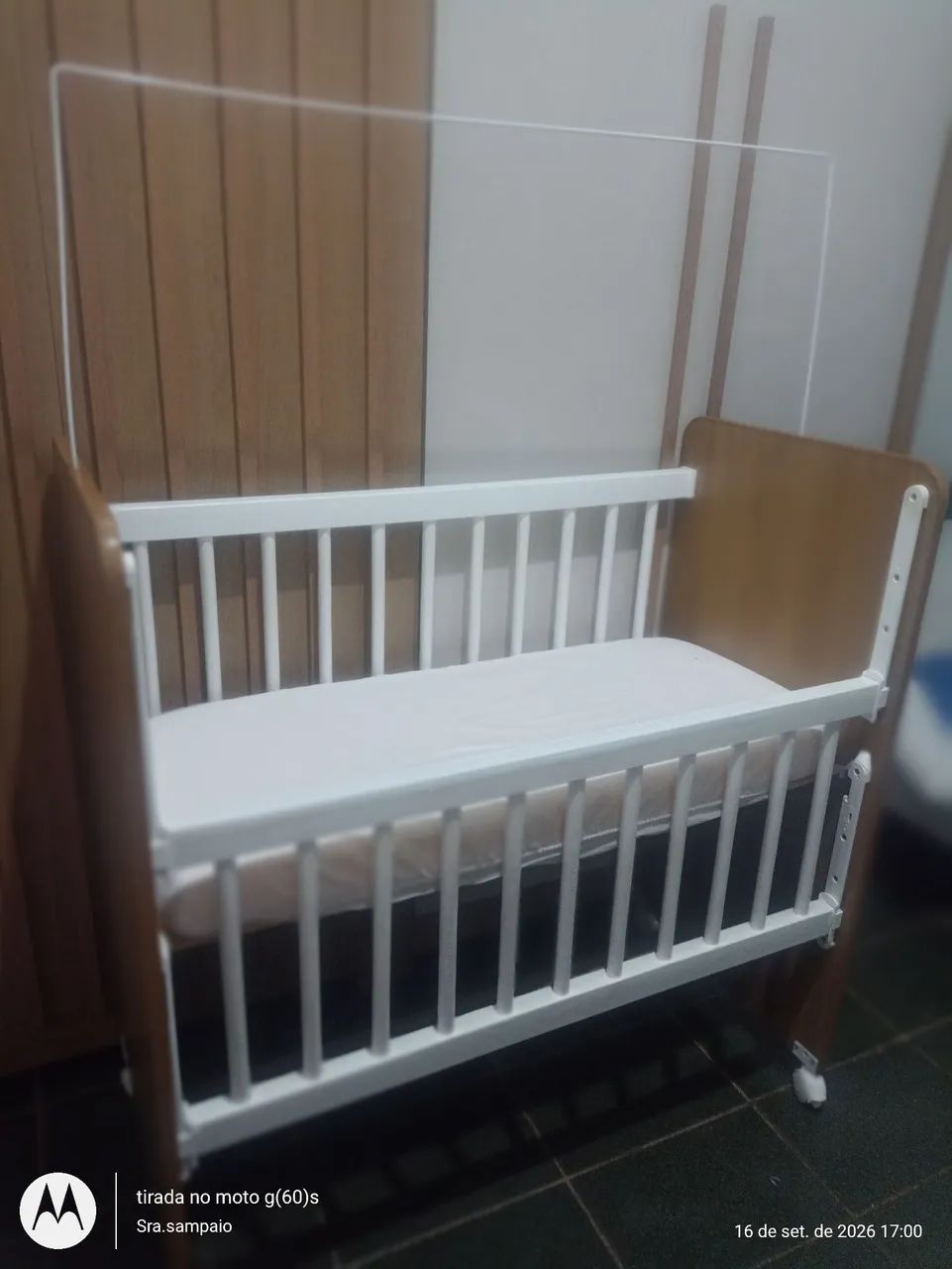 Vendo Mini Berço c/ colchão semi-novo em perfeito estado  - Foto 5